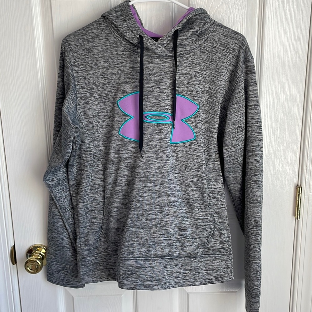 Under Armour Sweatshirt